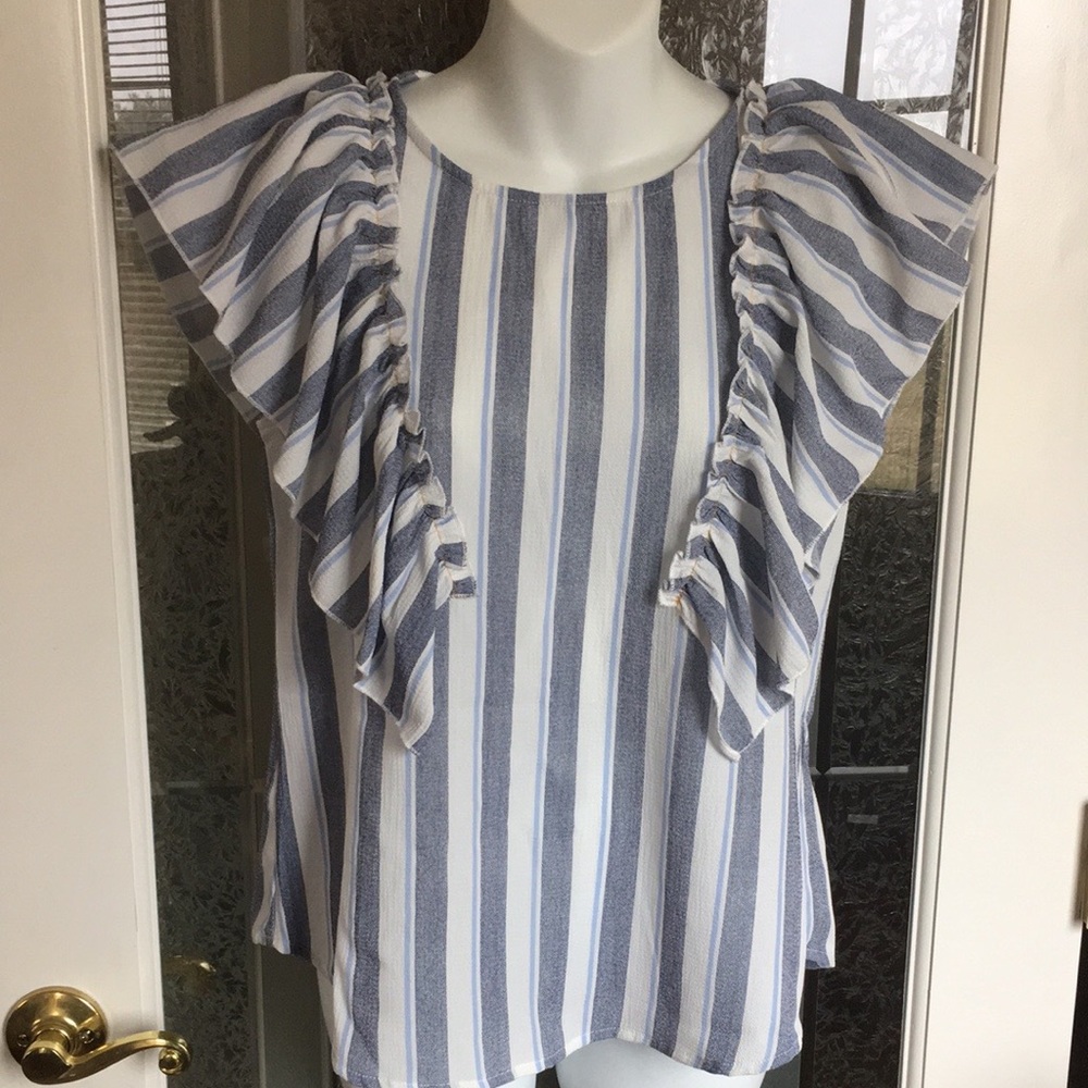 BKE Ruffled Shoulder Top